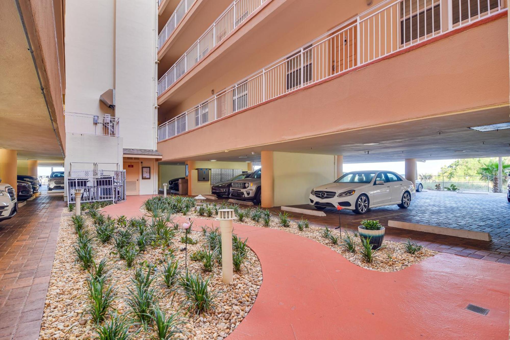 Waterfront Condo With Patio And Pool On Madeira Beach! Сент-Піт-Біч Екстер'єр фото